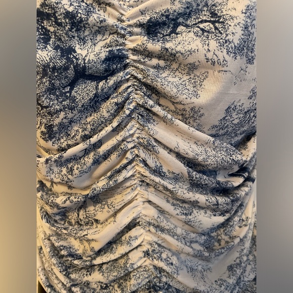 2 for $6 NWOT Ruched Cropped Top - Picture 6 of 9